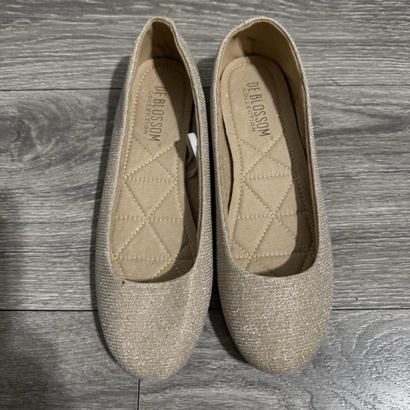 De Blossom Collection Gold Glitter Ballet Flats Shoes Size 8 Women Party - Picture 2 of 11